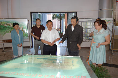 6966集团-不凡成就非凡,相信品牌的力量