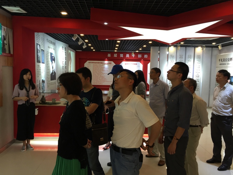6966集团-不凡成就非凡,相信品牌的力量
