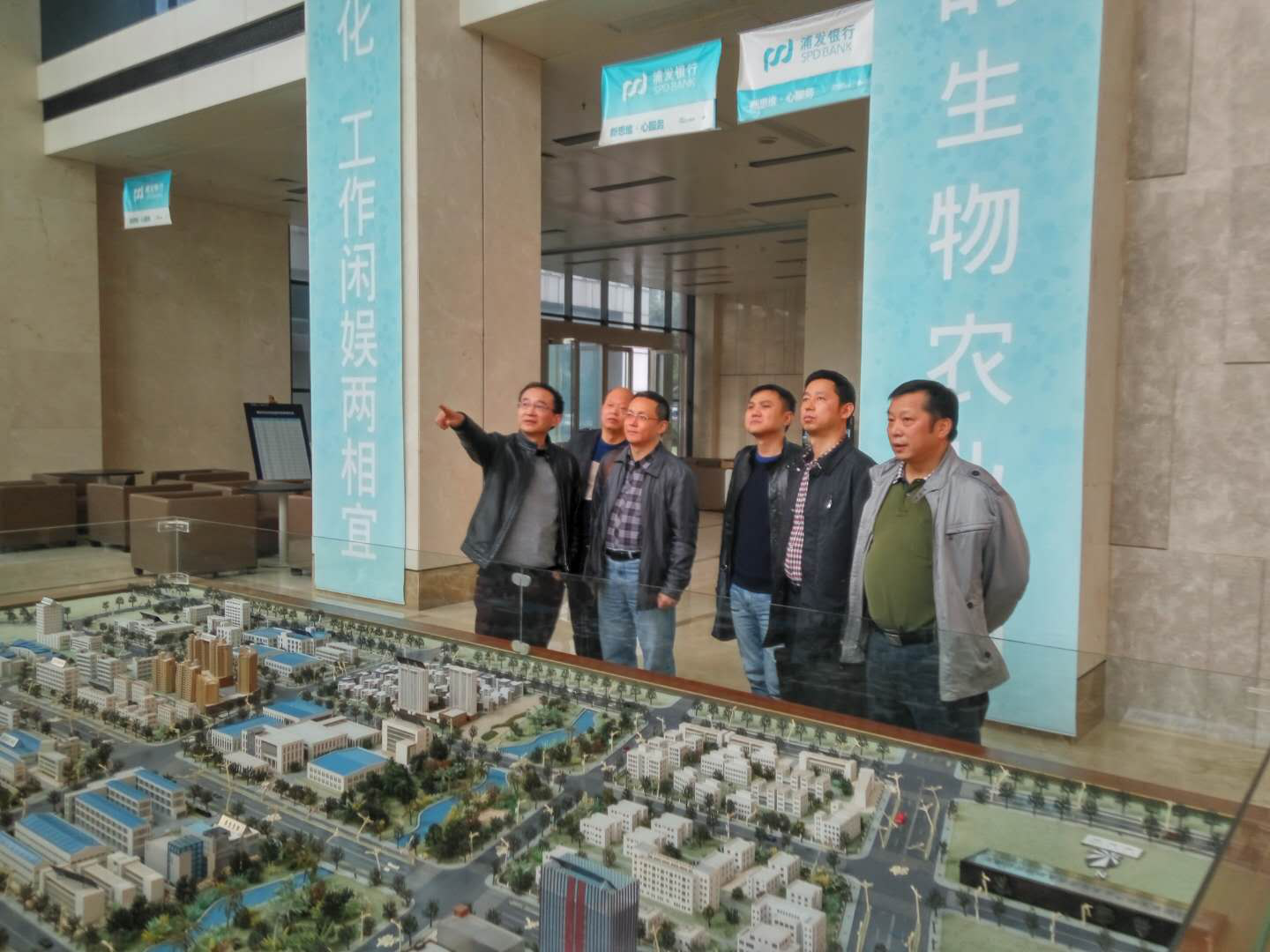 6966集团-不凡成就非凡,相信品牌的力量