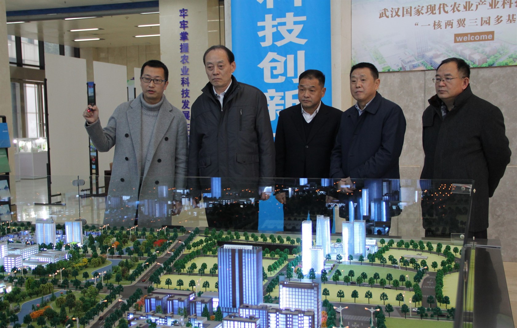 6966集团-不凡成就非凡,相信品牌的力量